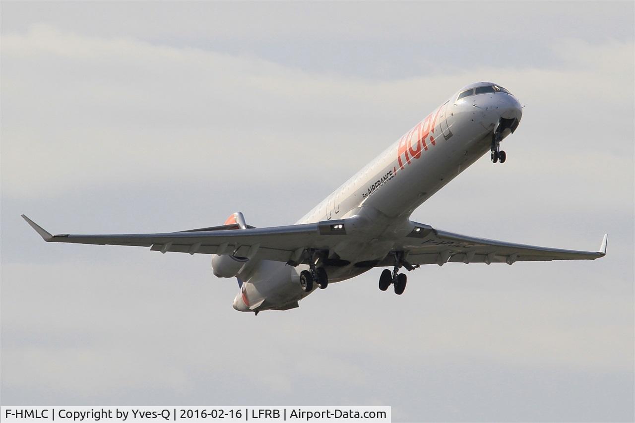 F-HMLC, 2010 Bombardier CRJ-1000EL NG (CL-600-2E25) C/N 19006, Bombardier CRJ-1000, Take off rwy 07R, Brest-Bretagne airport (LFRB-BES)