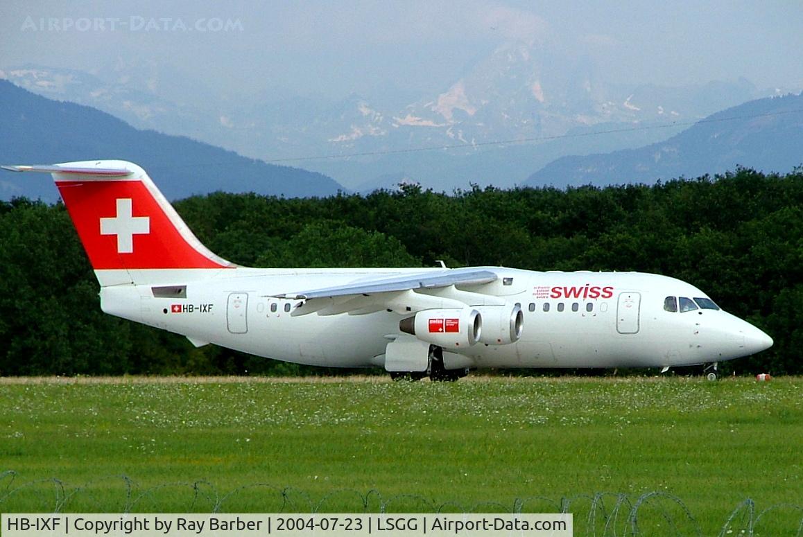 HB-IXF, 1992 British Aerospace BAe.146-200 C/N E2226, Avro 146-RJ85 [E2226] (Swiss European Air Lines) Geneva-International~HB 23/07/2004