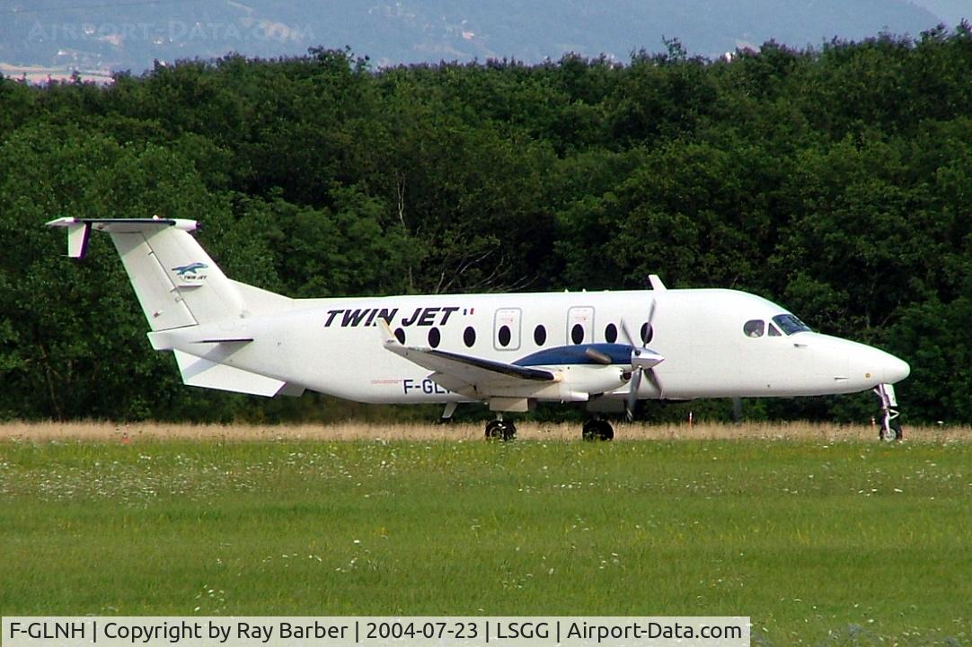 F-GLNH, 1993 Beech 1900D C/N UE-73, Beech 1900D [UE-73] (Twin Jet) Geneva-International~HB 23/07/2004