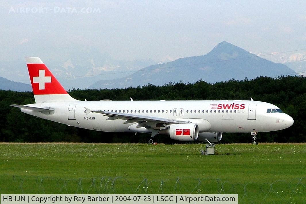 HB-IJN, 1996 Airbus A320-214 C/N 643, Airbus A320-214 [0643] (Swiss International Air Lines) Geneva-International~HB 23/07/2004