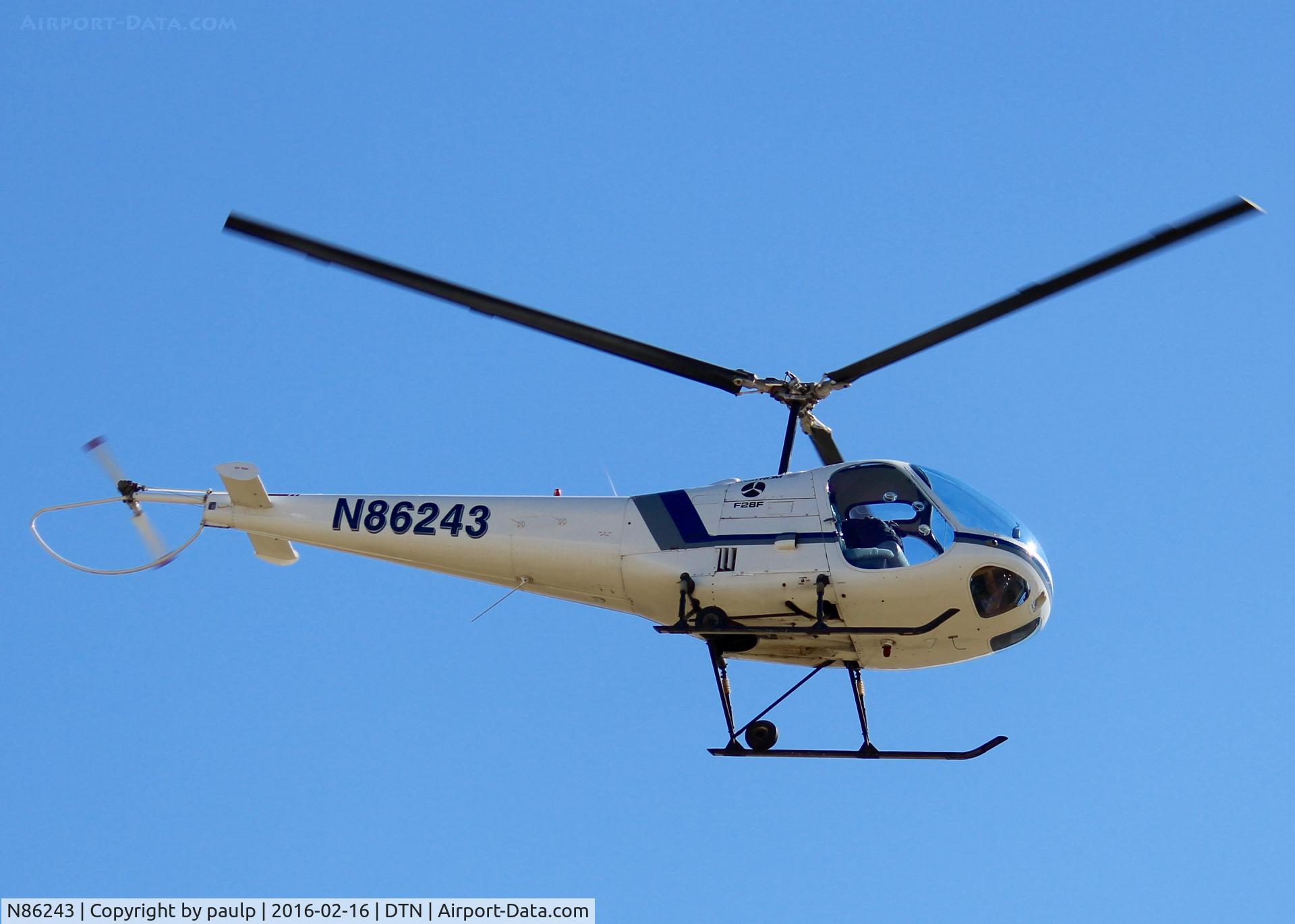 N86243, 1982 Enstrom F-28F Falcon C/N 724, At Downtown Shreveport.