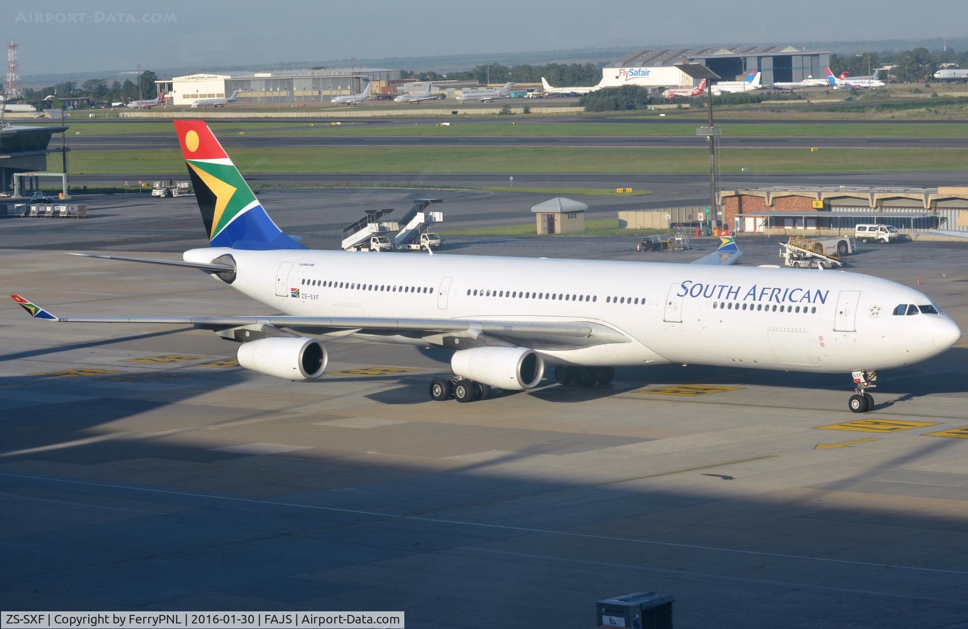 ZS-SXF, 2005 Airbus A340-313E C/N 651, SAA A343 ready for its next departure.
