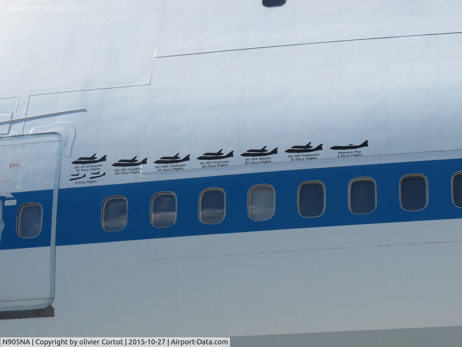 N905NA, 1970 Boeing 747-123 C/N 20107, Missions markings