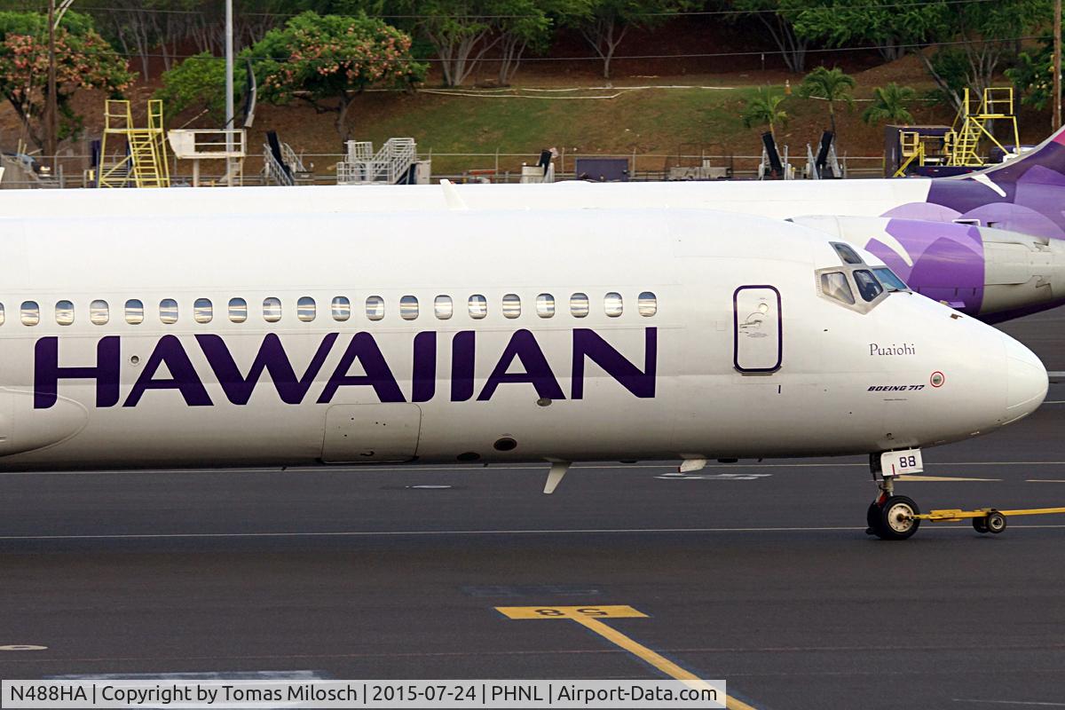 N488HA, 1999 Boeing 717-2BD C/N 55001, 