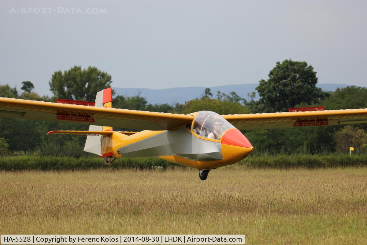 HA-5528, 1985 Rubik R-26SU Góbé 82 C/N AA800044, Dunakeszi