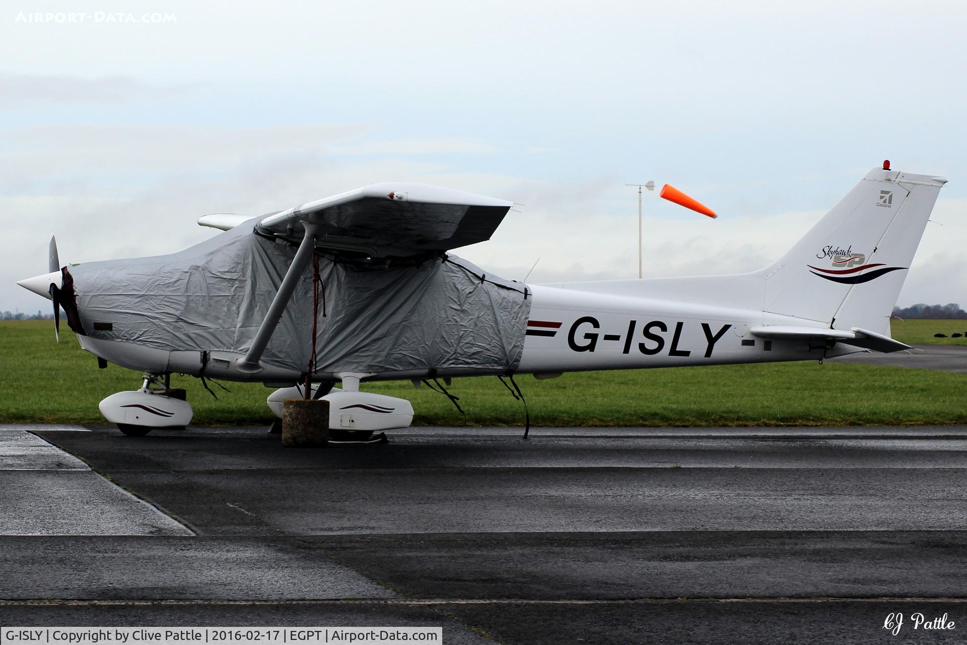 G-ISLY, 1999 Cessna 172S C/N 172S-8152, A new aircraft for Airport-Data - Parked up at Perth EGPT - ex N952SP