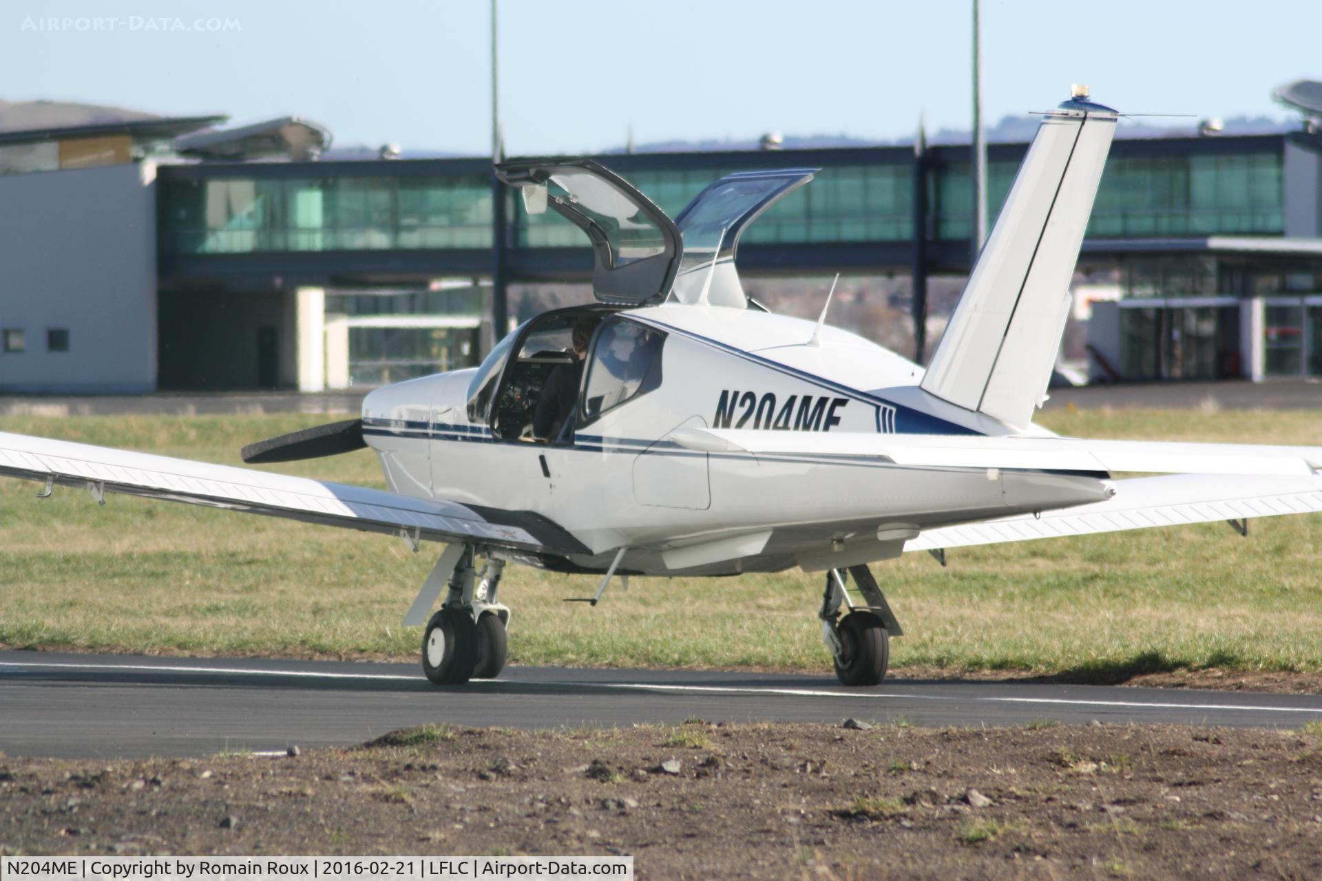 N204ME, Socata TB-20 Trinidad C/N 909, Parked
