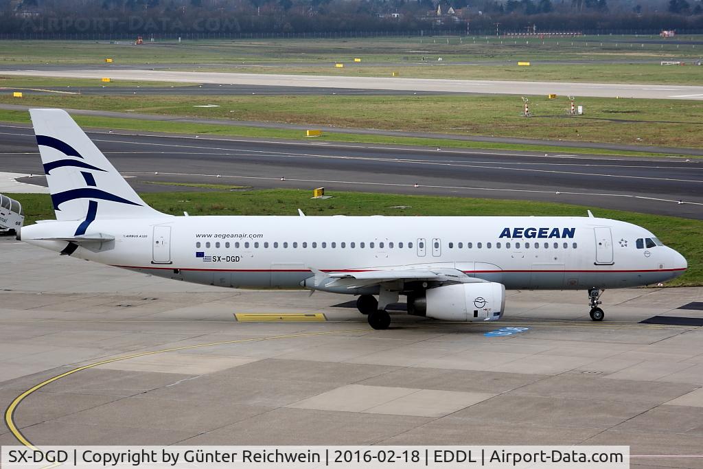 SX-DGD, 2009 Airbus A320-232 C/N 4065, Departing