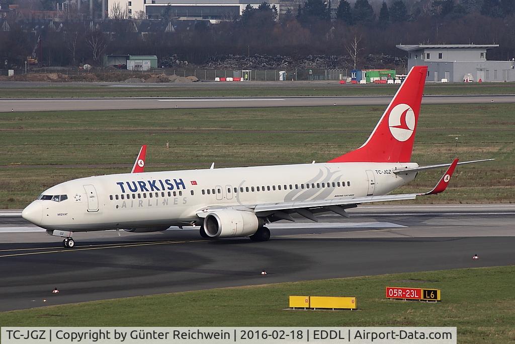 TC-JGZ, 2008 Boeing 737-8F2 C/N 35789, Arriving