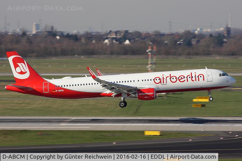 D-ABCM, 2015 Airbus A321-211 C/N 6432, Arriving