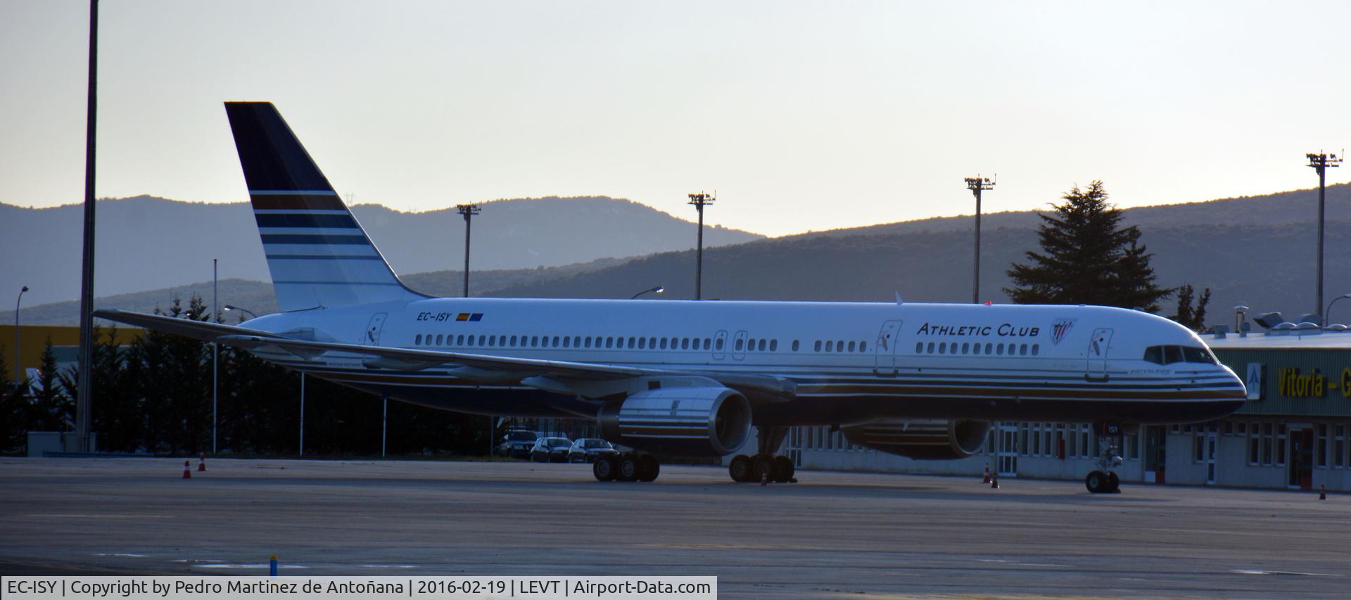 EC-ISY, 1993 Boeing 757-256 C/N 26241, Foronda - Vitoria-Gasteiz - España