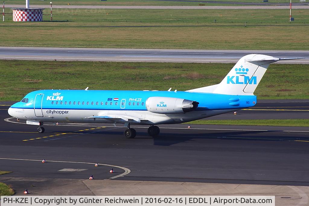 PH-KZE, 1996 Fokker 70 (F-28-0070) C/N 11576, Taxiing