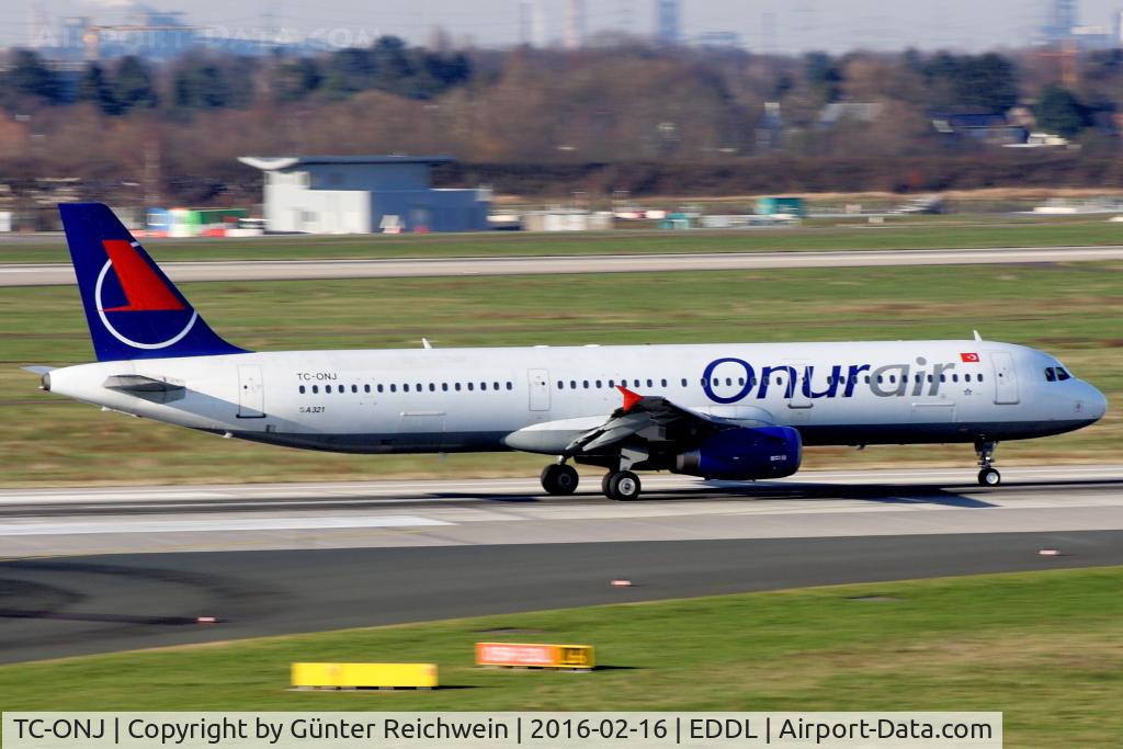 TC-ONJ, 1993 Airbus A321-131 C/N 385, Taking off