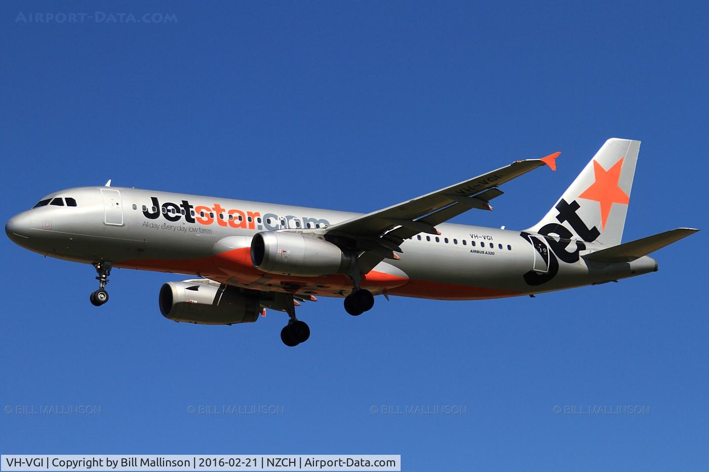 VH-VGI, 2010 Airbus A320-232 C/N 4466, JQ289 from WLG
