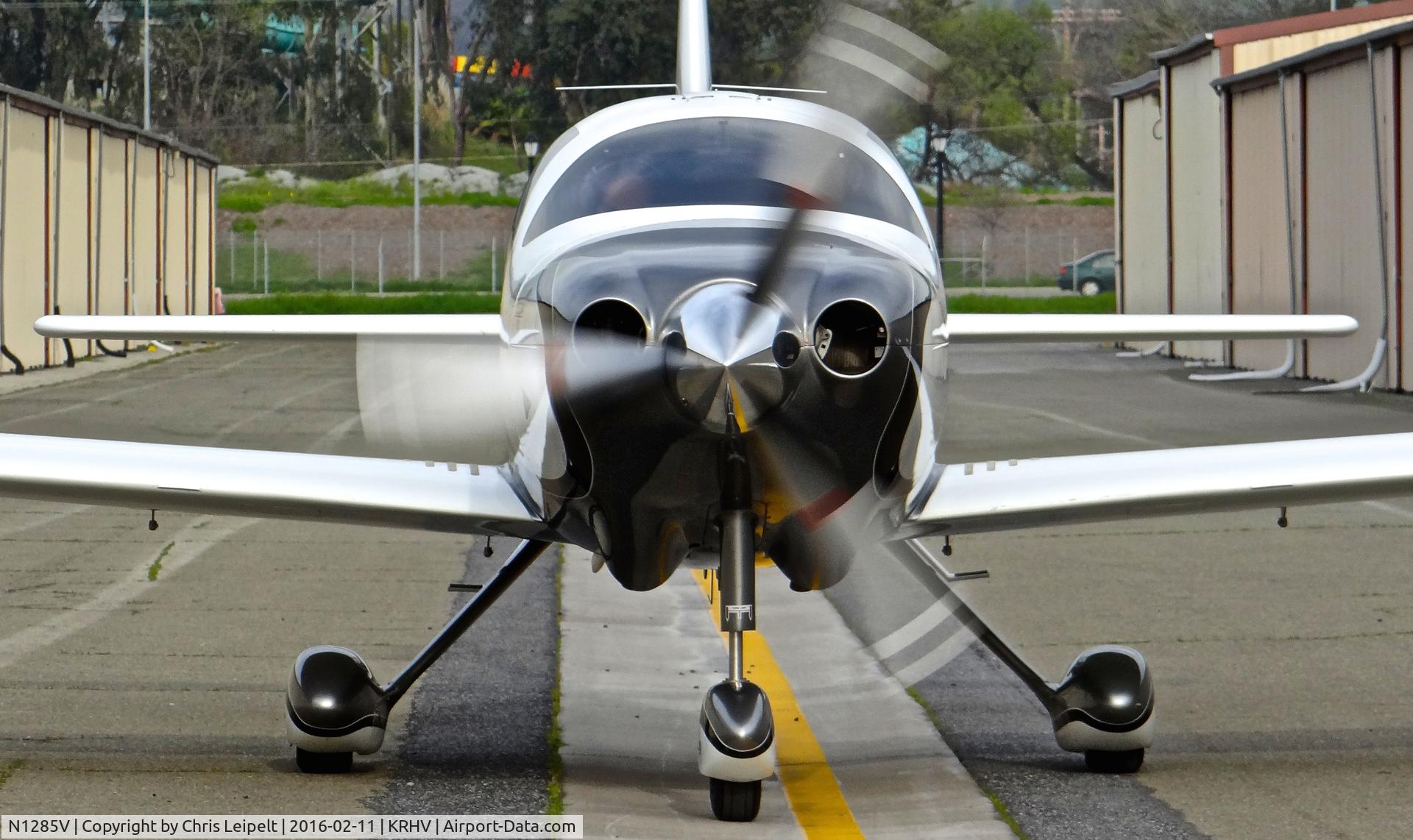 N1285V, 2008 Cessna LC41-550FG C/N 411085, Locally-based 2008 Cessna 400 head on at Reid Hillview Airport, San Jose, CA.