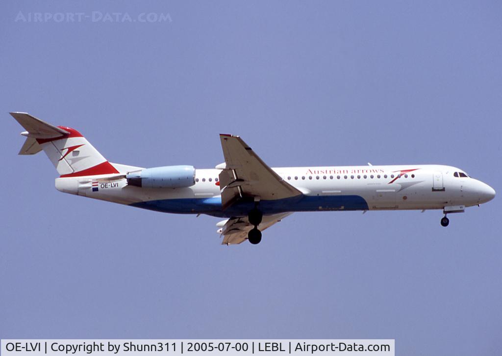 OE-LVI, 1993 Fokker 100 (F-28-0100) C/N 11468, Landing rwy 07