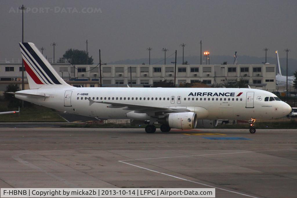 F-HBNB, 2010 Airbus A320-214 C/N 4402, Taxiing
