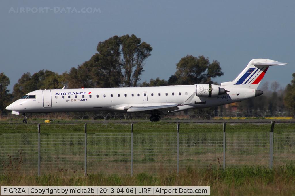 F-GRZA, 2000 Canadair CRJ-702 (CL-600-2C10) Regional Jet C/N 10006, Taxiing