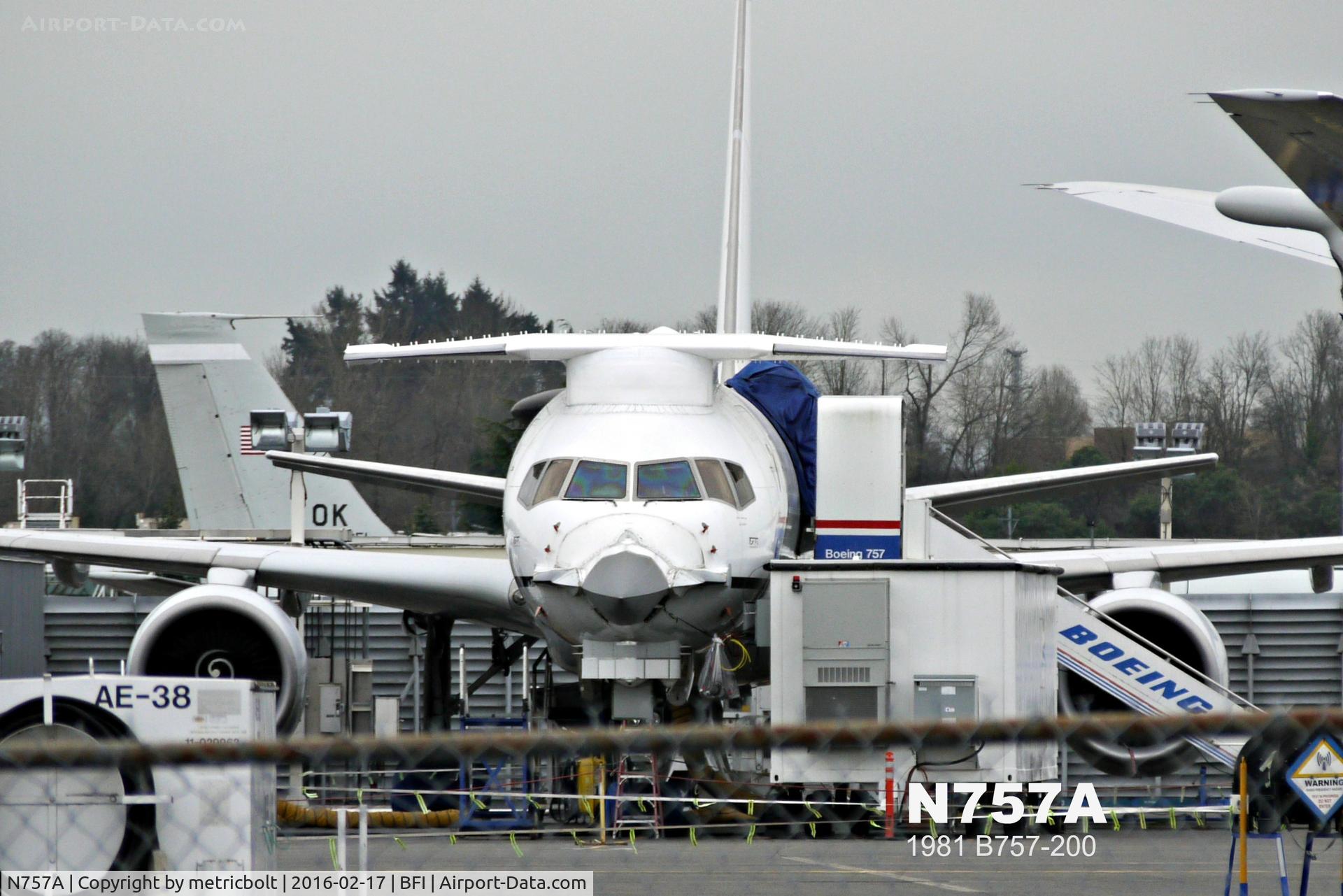 N757A, 1982 Boeing 757-200 C/N 22212, Ominous looking
