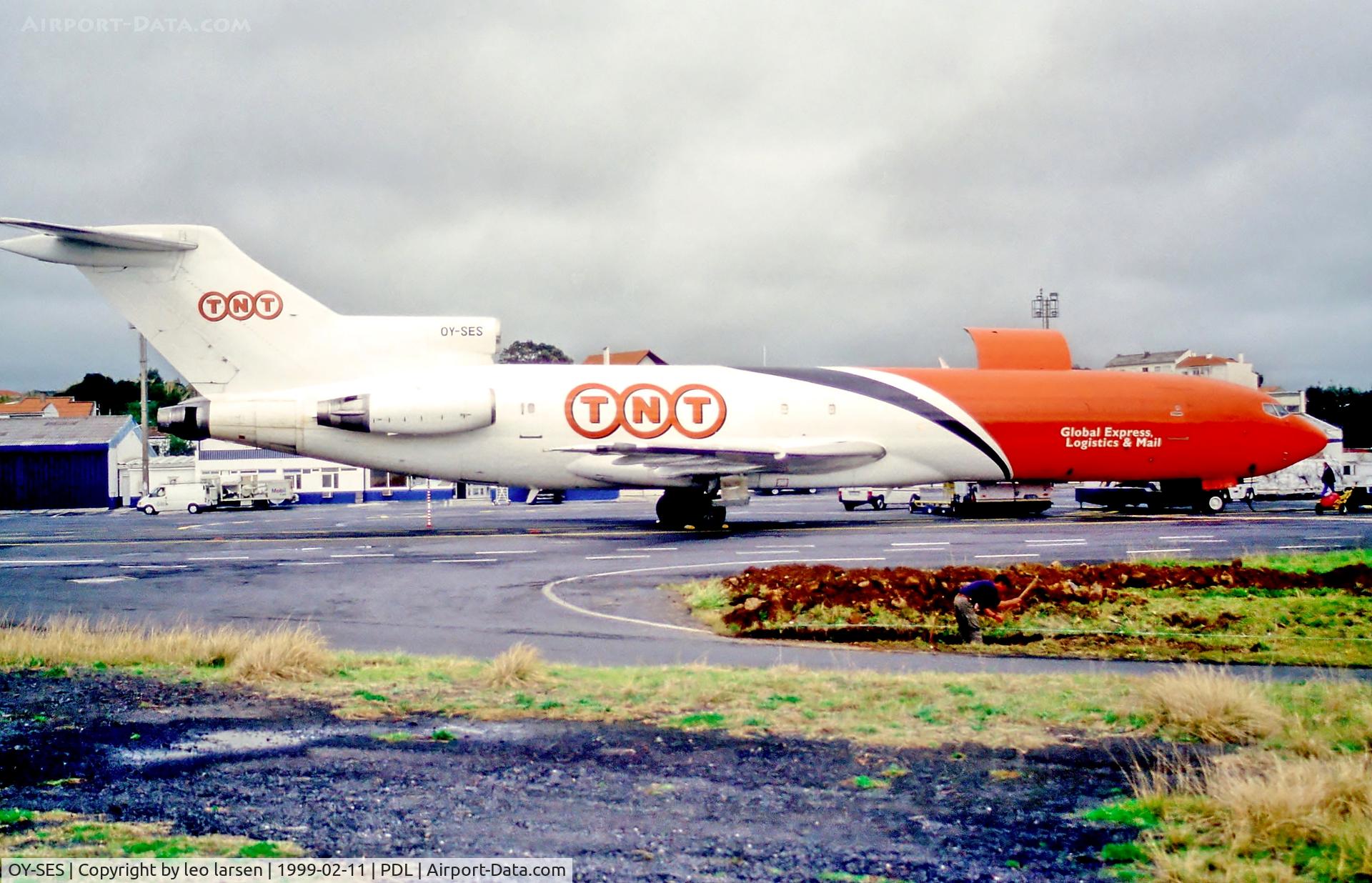 OY-SES, 1969 Boeing 727-251 C/N 19977, Ponta Delgarda 11.2.99