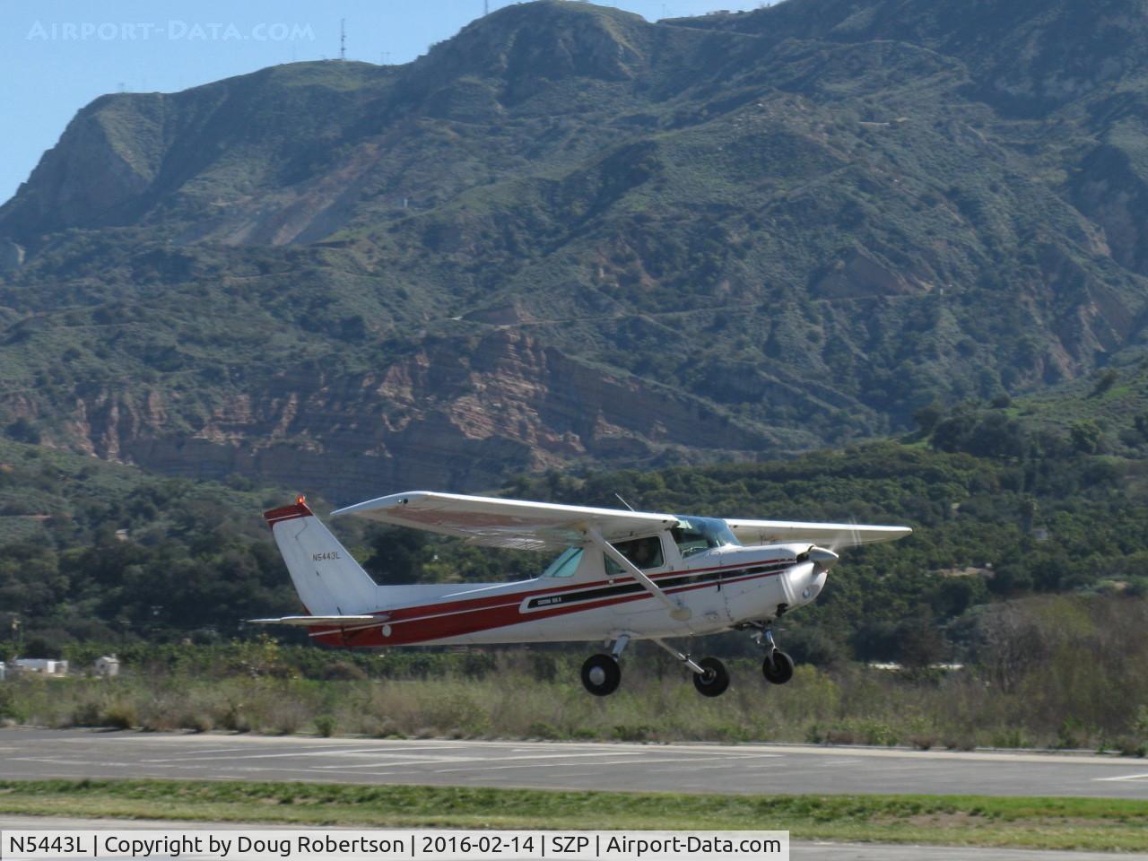 N5443L, 1980 Cessna 152 C/N 15284315, 1980 Cessna 152, Lycoming O-235 115 Hp, takeoff climb Rwy 22