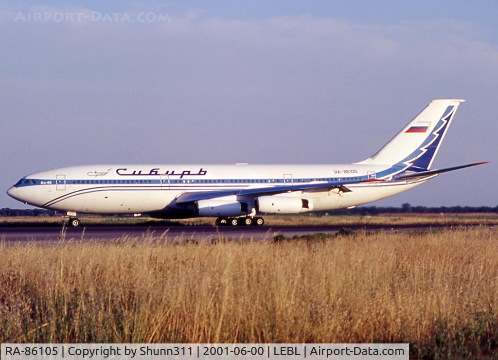 RA-86105, 1989 Ilyushin Il-86 C/N 51483208073, Waiting holding point rwy 20 before departure...
