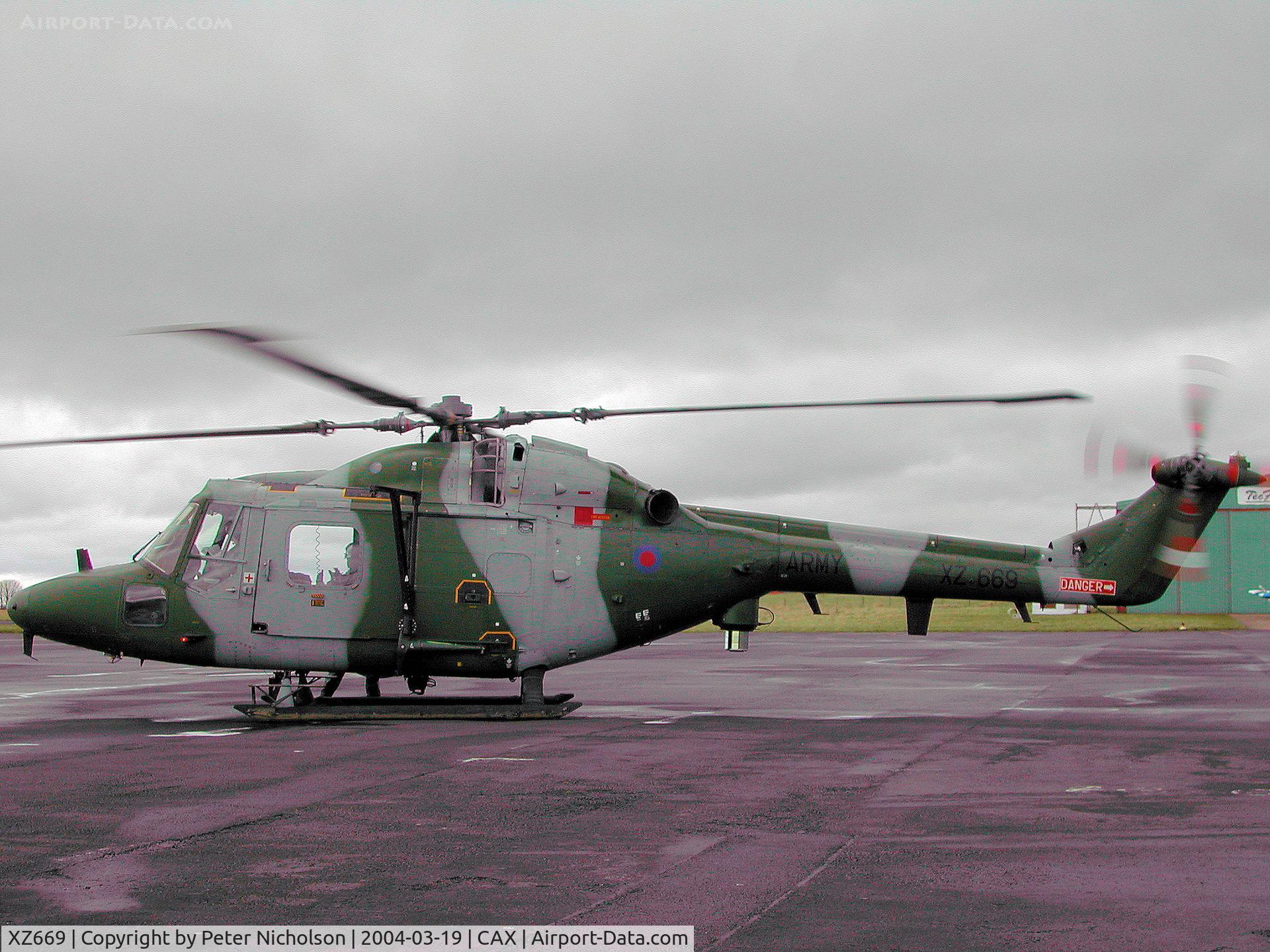XZ669, 1981 Westland Lynx AH.7 C/N 230, Lynx AH.7, callsign Army Air 907, of 655 Squadron as seen at Carlisle in the Spring of 2004.