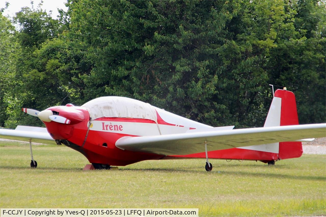 F-CCJY, 1974 Scheibe SF-28A Tandem-Falke Tandem Falke C/N 5763, Scheibe SF-28A Tandem Falke, Displayed at La Ferté-Alais airfield (LFFQ) Airshow 2015