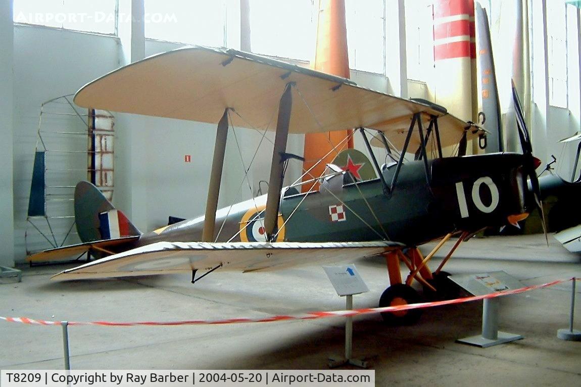 T8209, De Havilland DH-82A Tiger Moth II C/N BW08905, De Havilland DH.82A Tiger Moth [BW08905] Krakow Museum Malopolskie~SP 20/05/2004