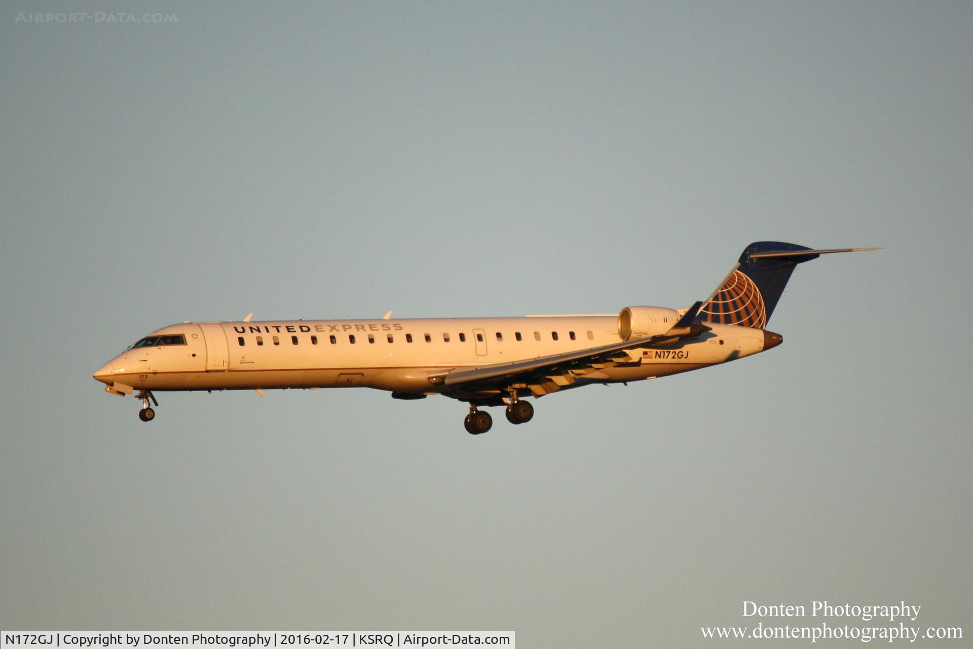 N172GJ, Bombardier CRJ-702 (CL-600-2C10) Regional Jet C/N 10283, United Flight 4846 operated by GoJet (N172GJ) arrives at Sarasota-Bradenton International Airport following flight from Chicago-O'Hare International Airport