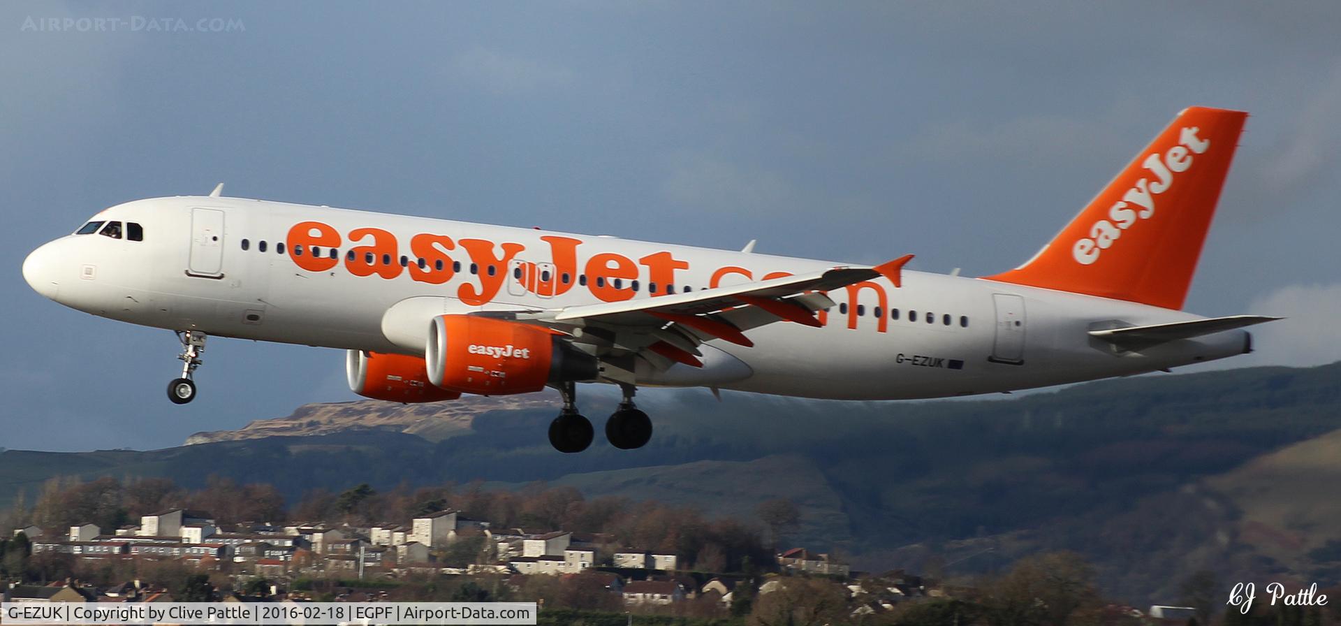 G-EZUK, 2011 Airbus A320-214 C/N 4749, Landing at Glasgow EGPF
