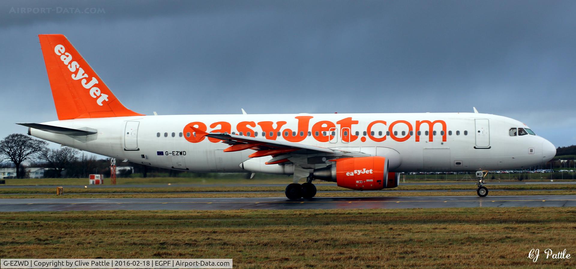 G-EZWD, 2012 Airbus A320-214 C/N 5249, Taxi for departure from Glasgow EGPF