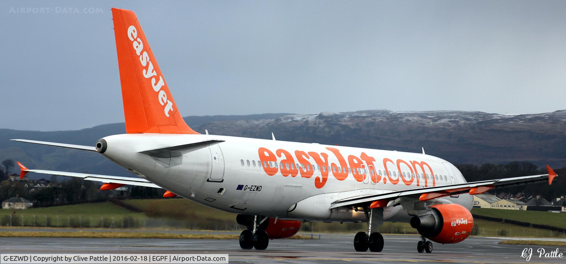 G-EZWD, 2012 Airbus A320-214 C/N 5249, Taxi for departure from Glasgow EGPF