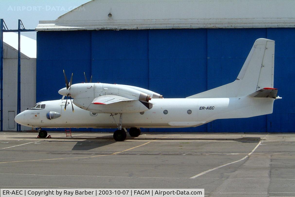 ER-AEC, 1992 Antonov An-32B C/N 3003, Antonov An-32B [30-03] (Valan International Cargo) Johannesburg-Rand~ZS 07/10/2003