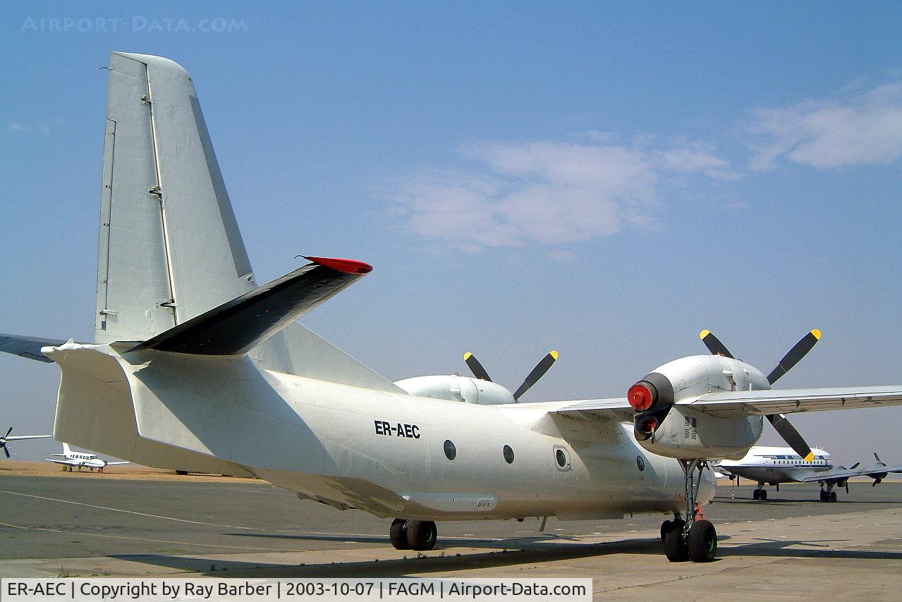 ER-AEC, 1992 Antonov An-32B C/N 3003, Antonov An-32B [30-03] (Valan International Cargo) Johannesburg-Rand~ZS 07/10/2003