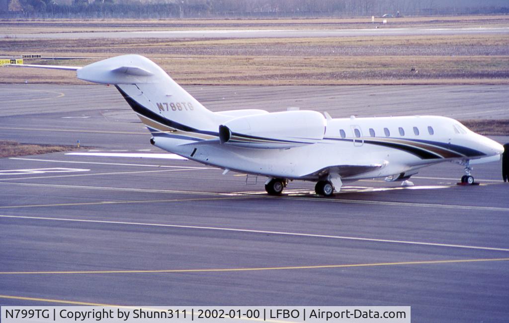 N799TG, 2000 Cessna 750 Citation X Citation X C/N 750-0136, Parked at the General Aviation area...
