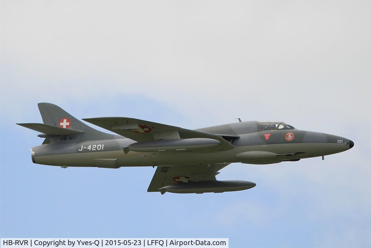 HB-RVR, 1955 Hawker Hunter T.68 C/N 41H-670806, Hawker Hunter T.68, On display, La Ferté-Alais airfield (LFFQ) Airshow 2015