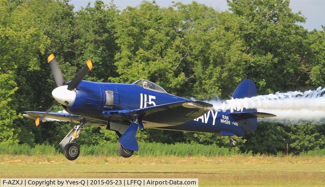 F-AZXJ, 1949 Hawker Sea Fury FB.11 C/N 37733, Hawker Sea Fury FB.11, Take off, La Ferté-Alais Airfield (LFFQ) Air show 2015