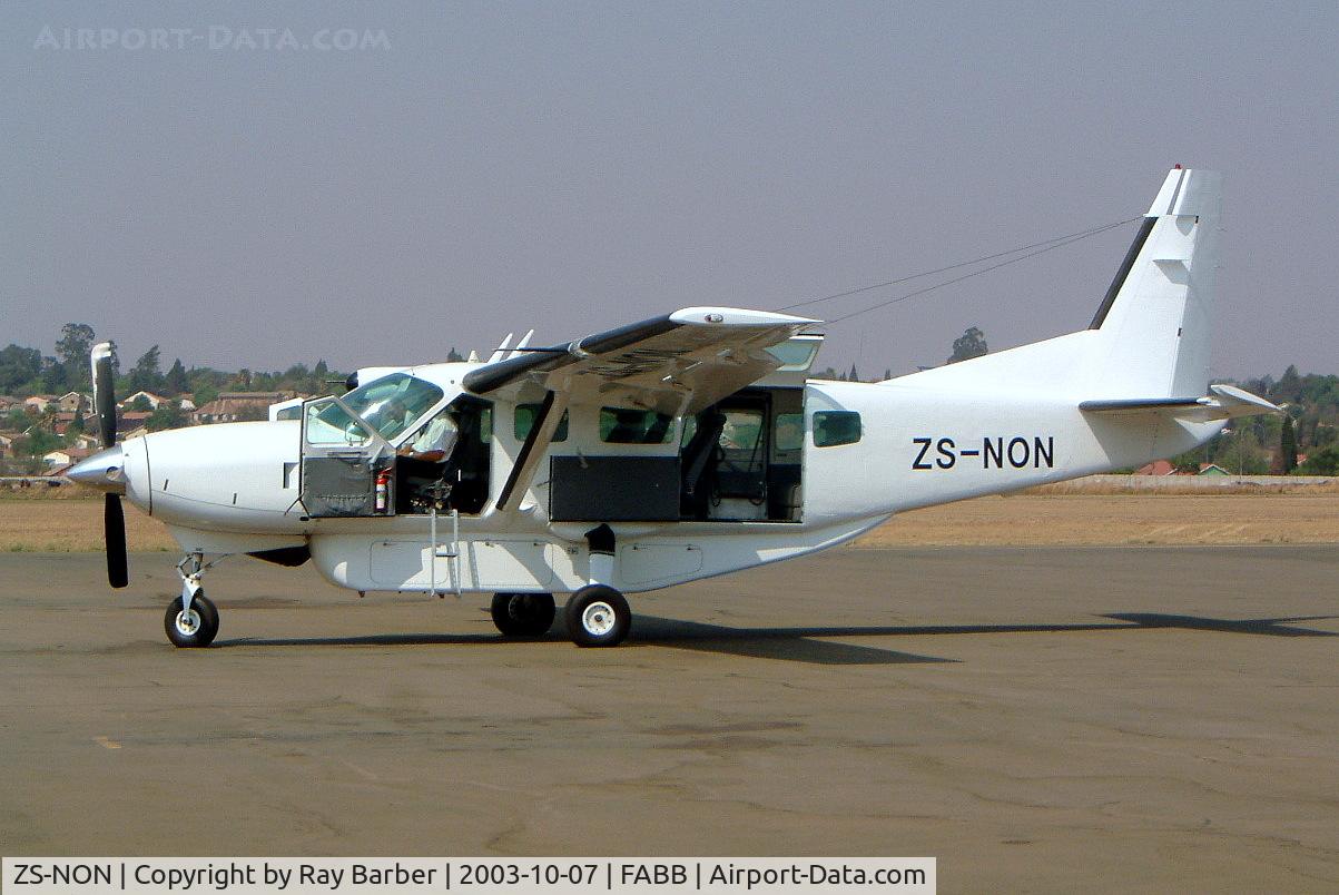 ZS-NON, 1985 Cessna 208 Caravan 1 C/N 208-00036, Cessna 208 Caravan I [208-00036] (National Airways) Brakpan-Benoni~ZS 07/10/2003