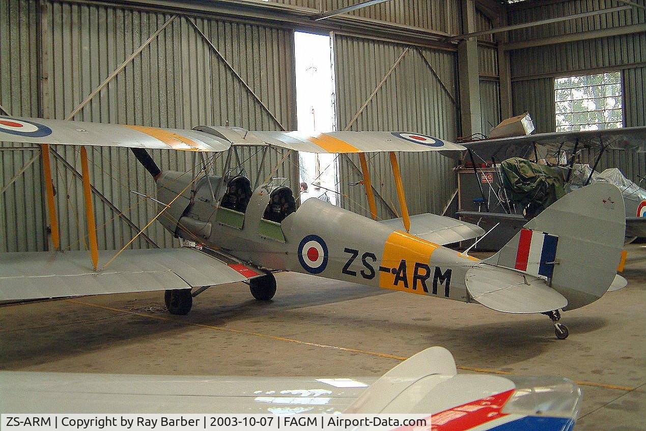 ZS-ARM, De Havilland DH-82A Tiger Moth II C/N 83517, De Havilland DH.82A Tiger Moth [83517] Johannesburg-Rand~ZS 07/10/2003