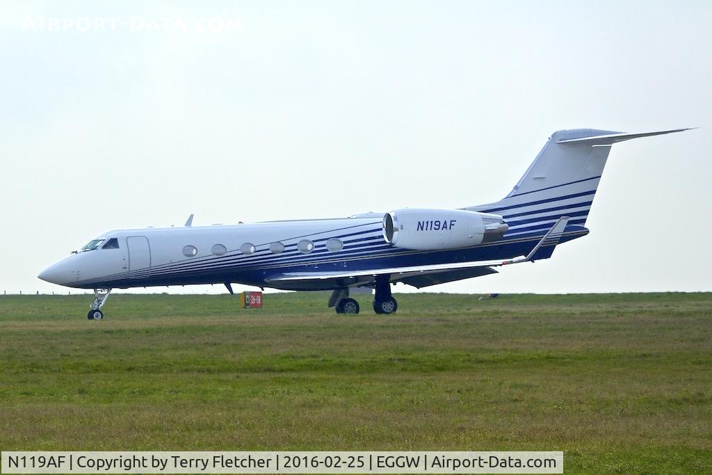 N119AF, 2002 Gulfstream Aerospace G-IV C/N 1489, 2002 Gulfstream Aerospace G-IV, c/n: 1489 at Luton