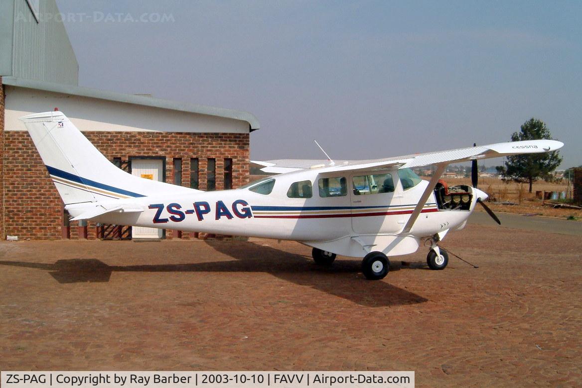 ZS-PAG, Cessna P206B Super Skylane C/N P206-0320, Cessna P.206B Super Skylane [P206-0320] Vereeniging~ZS 10/10/2003