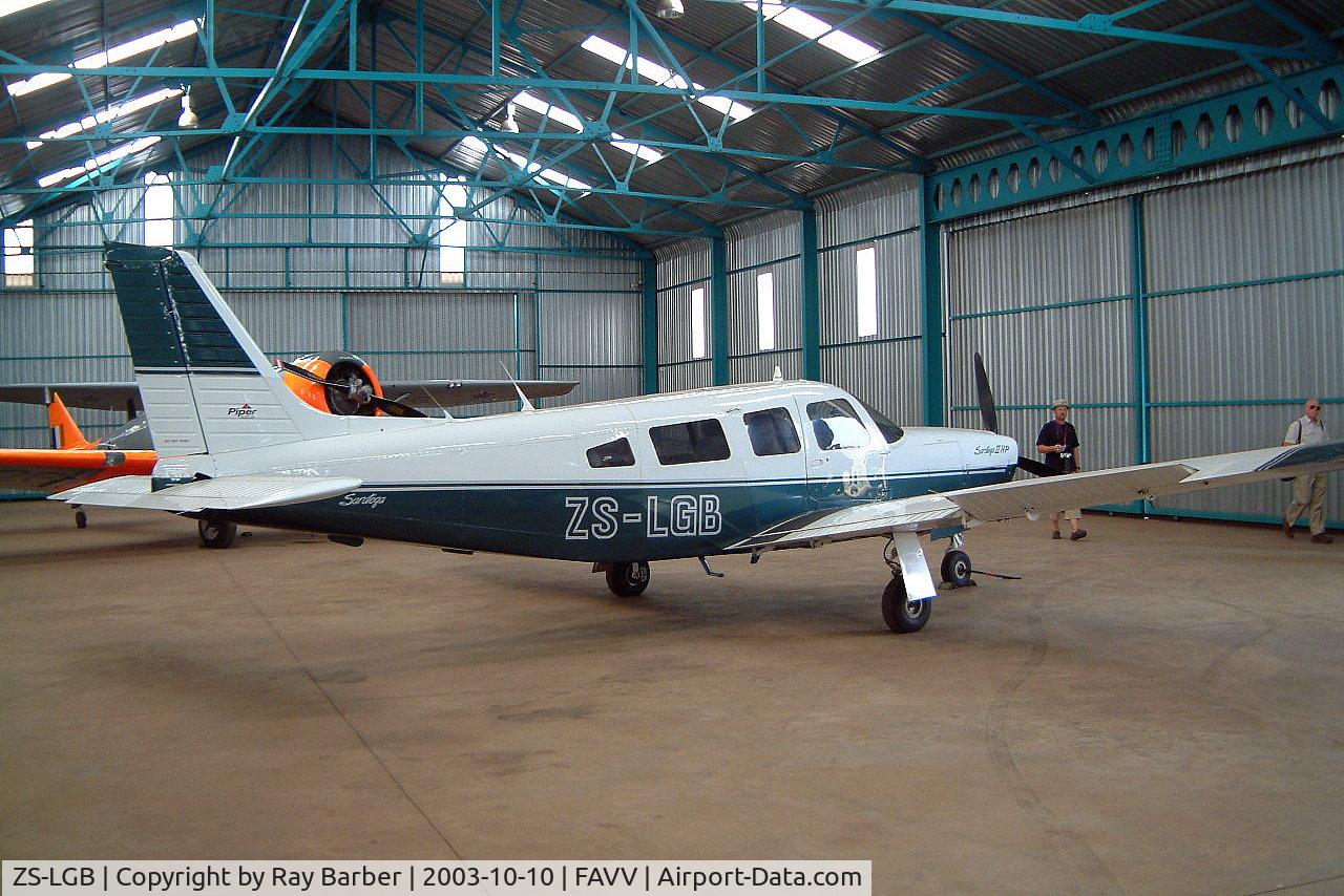 ZS-LGB, Piper PA-32R-301 Saratoga SP C/N 32R-8113085, Piper PA-32R-301 Saratoga SP [32R-8113085] Vereeniging~ZS 10/10/2003