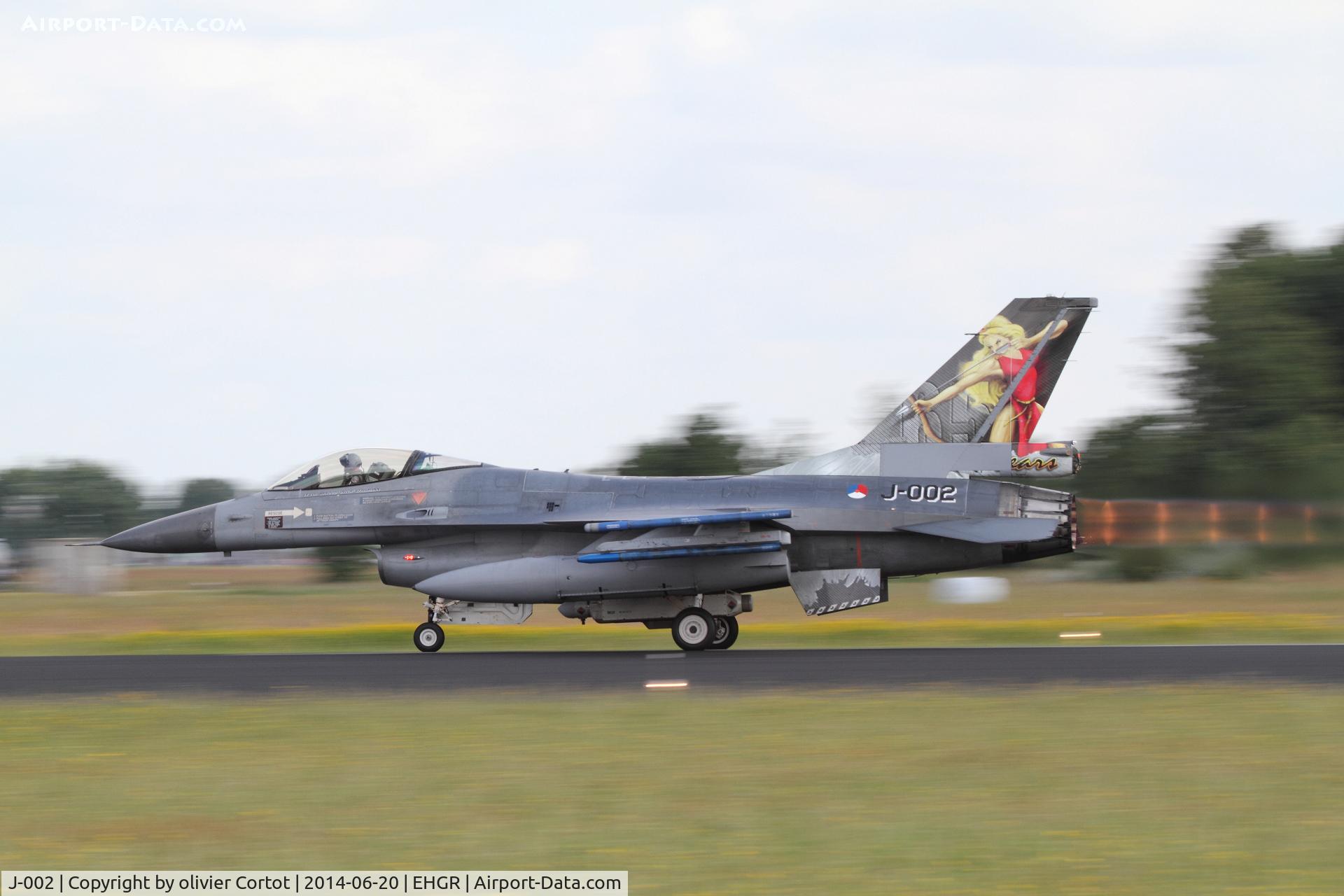 J-002, Fokker F-16A Fighting Falcon C/N 6D-158, scramble ! airshow 2014