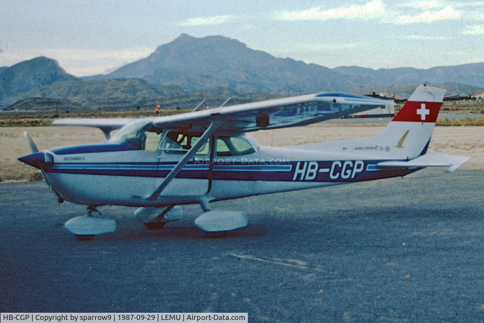 HB-CGP, 1982 Reims F172P C/N F17202189, After a scenic flight along the Costa Blanca. Scanned from a slide.