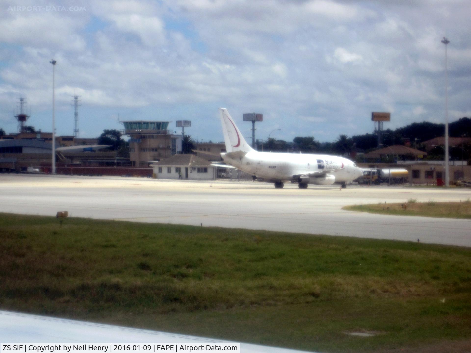 ZS-SIF, 1981 Boeing 737-244 C/N 22585, taken from arriving flight at Port Elizabeth around noon on 09 Jan 2016