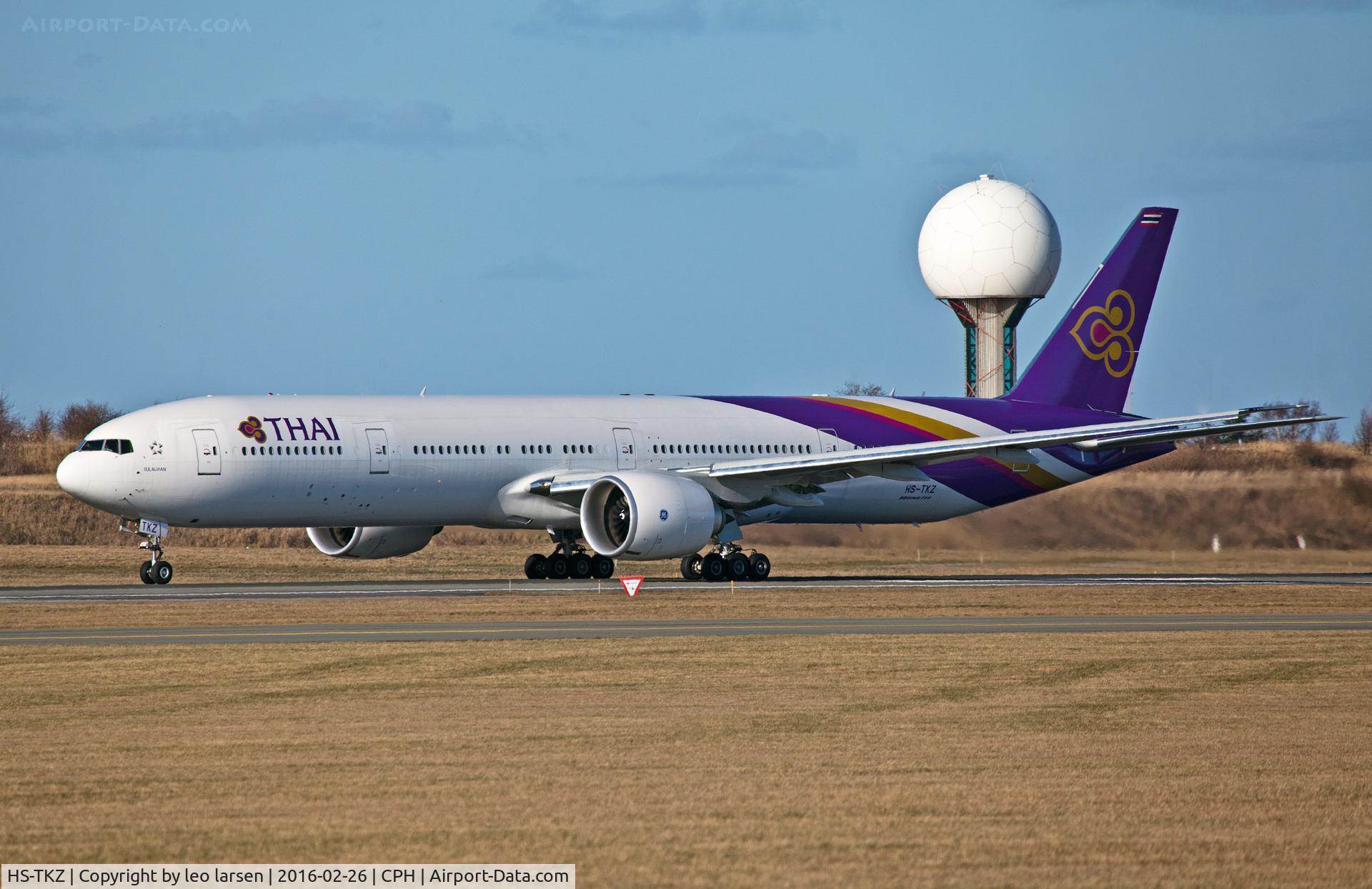 HS-TKZ, 2015 Boeing 777-3D7/ER C/N 42115, Copenhagen 26.2.16