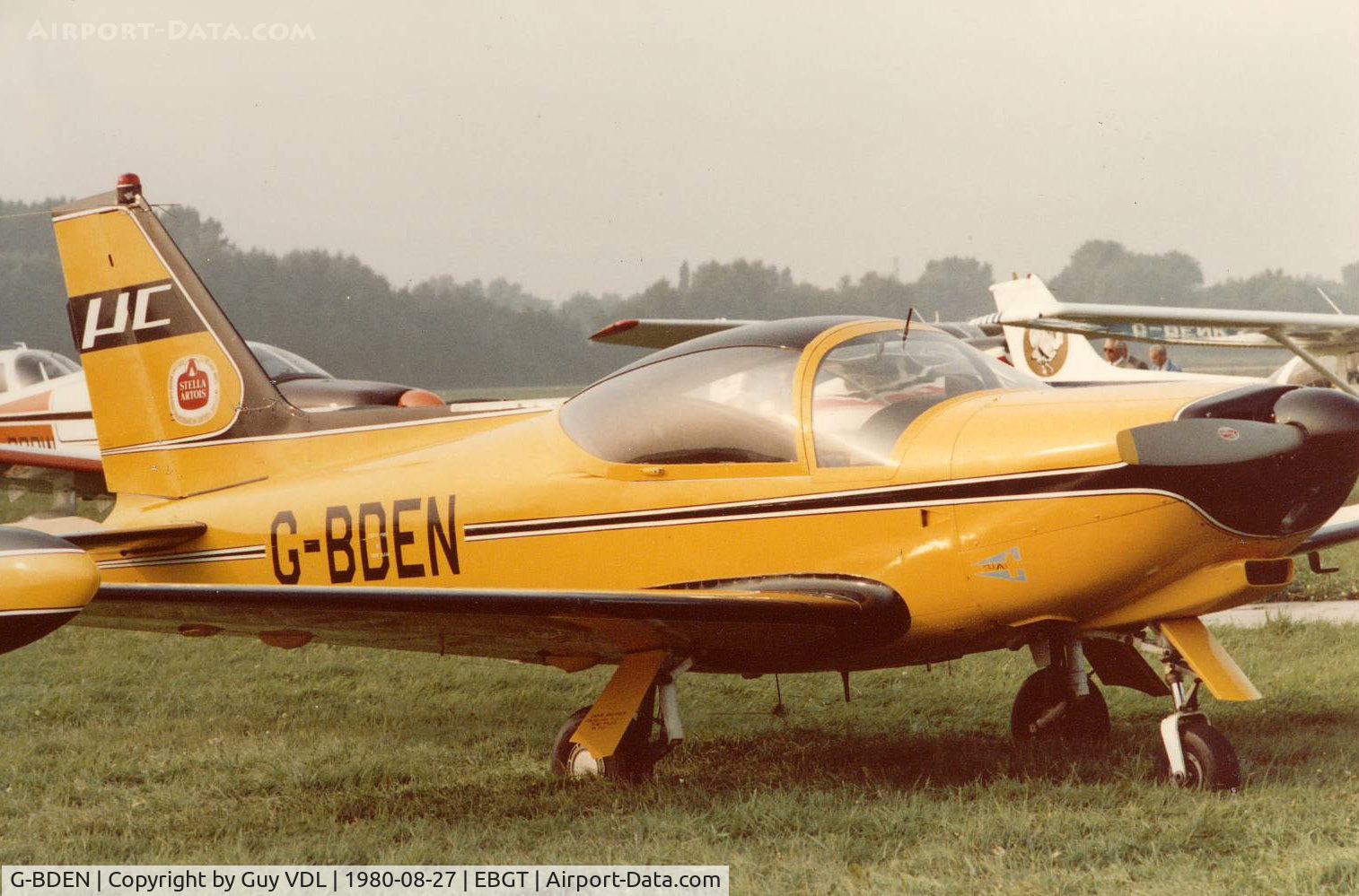 G-BDEN, 1974 SIAI-Marchetti F-260 C/N 2-61, Stella Artois Rally at Ghent airfield.