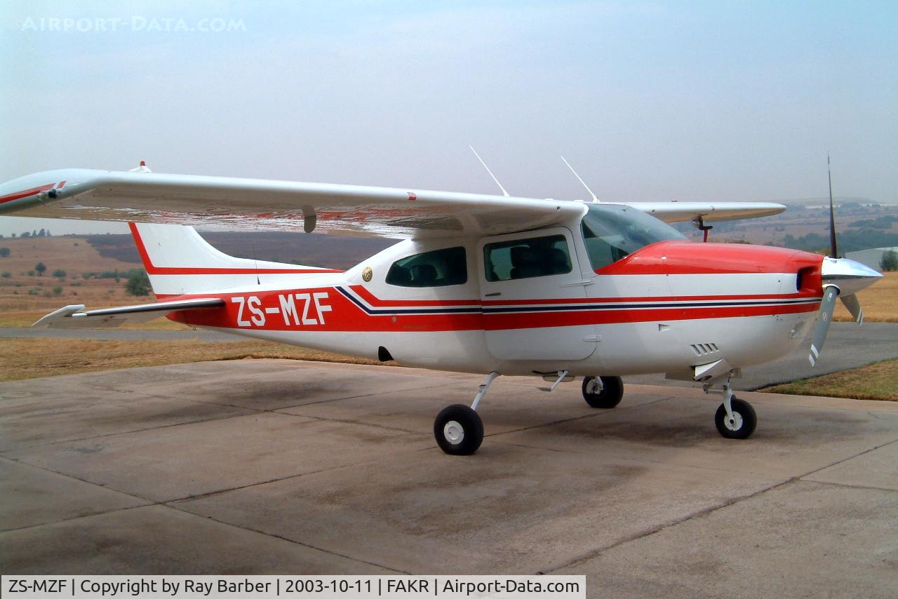 ZS-MZF, Cessna 210L Centurion C/N 21060951, Cessna 210L Centurion [210-60951] Krugersdorp~ZS 11/10/2003