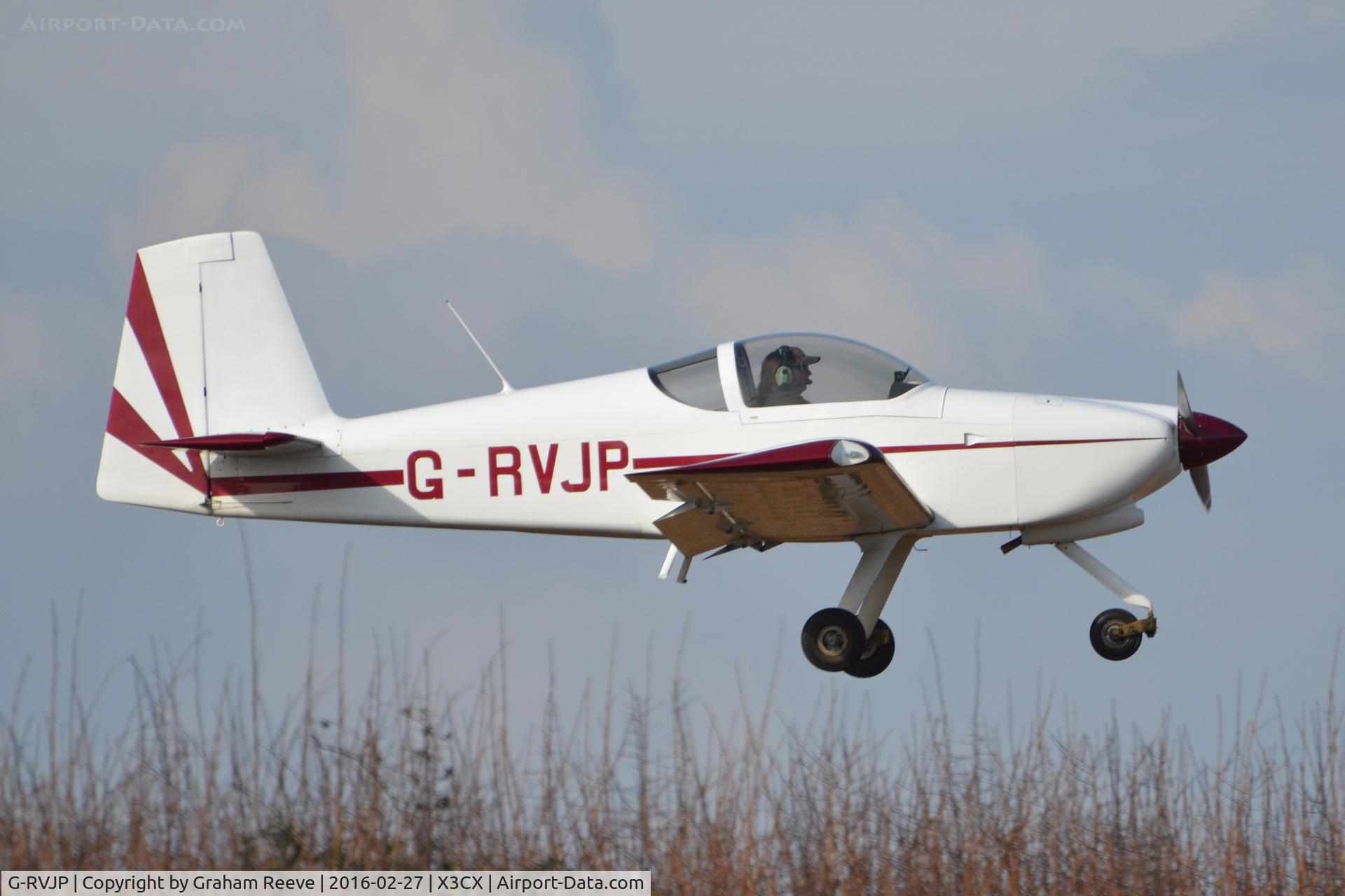 G-RVJP, 2006 Vans RV-9A C/N PFA 320-14364, Landing at Northrepps.